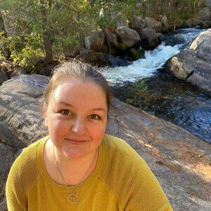 Meet your Posher, Lisa